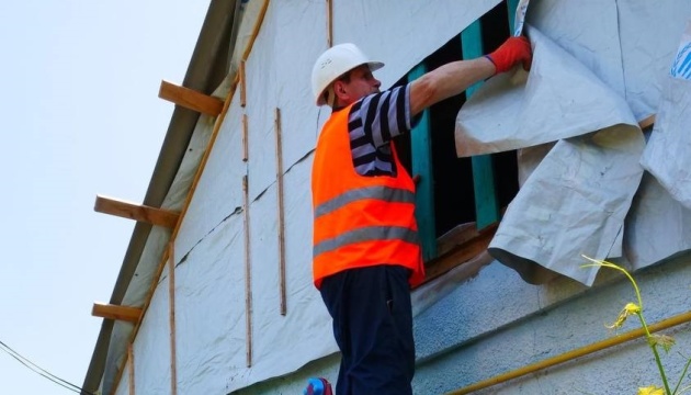 Тернопільські будівельники відновлюють 18 житлових об'єктів на Херсонщині
