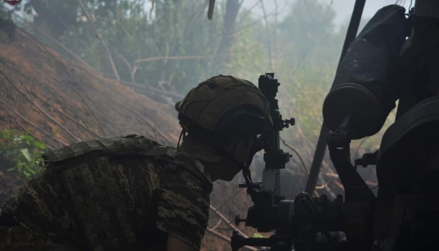 Syrskyi shows battle between Ukrainian troops and invaders near Kreminna