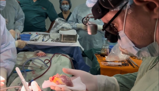 В Україні вперше виконали трансплантацію серця 6-річній дитині