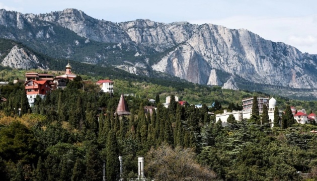 Hotels in Crimea cut prices for tourists by up to 40% due to falling demand