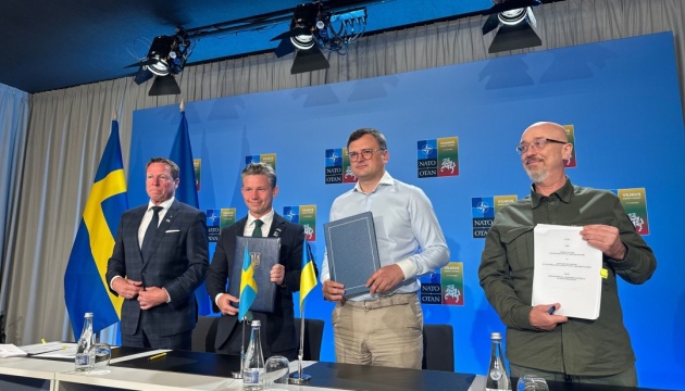 Ukraine, Sweden sign agreements on defense procurement, exchange of classified information