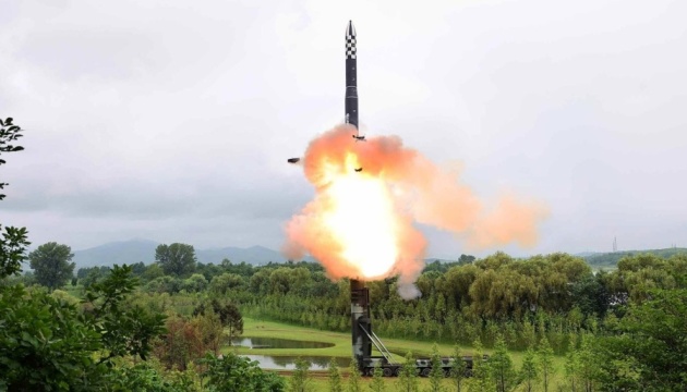 КНДР підтвердила випробування міжконтинентальної балістичної ракети