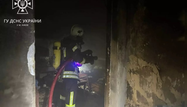 МВС уточнює: пожежа у Подільському районі Києва, де загинув чоловік, мала побутовий характер