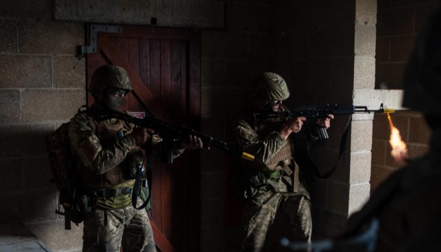British instructors train Ukrainian warriors to storm urban area, clear buildings
