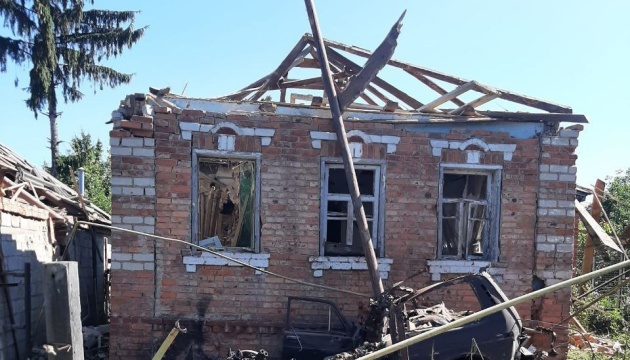 Росіяни обстріляли селище під Харковом, є загиблий