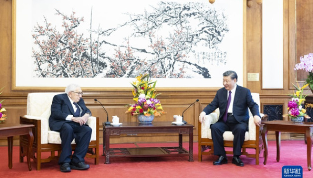 Сі Цзіньпін зустрівся з Генрі Кіссінджером - у МЗС Китаю розповіли подробиці