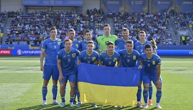 Збірна України з футболу залишилася на 24-у місці світового рейтингу