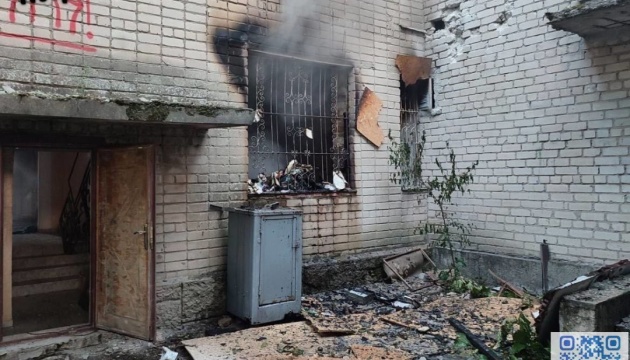 На Миколаївщині росіяни обстріляли дві громади – пошкоджені будинки та бібліотека
