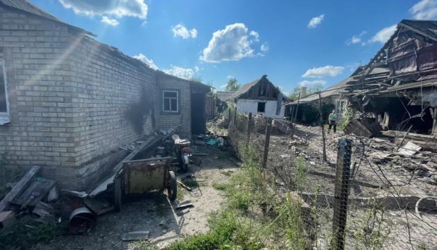 Russians shell Druzhba village in Donetsk region, killing two children