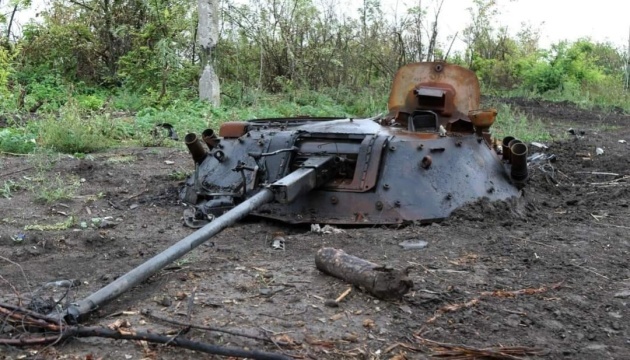 Soldados ucranianos destruyen con Stugna tres tanques y un vehículo de combate de infantería rusos  