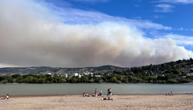 Через спеку на заході Канади – майже пів тисячі лісових пожеж