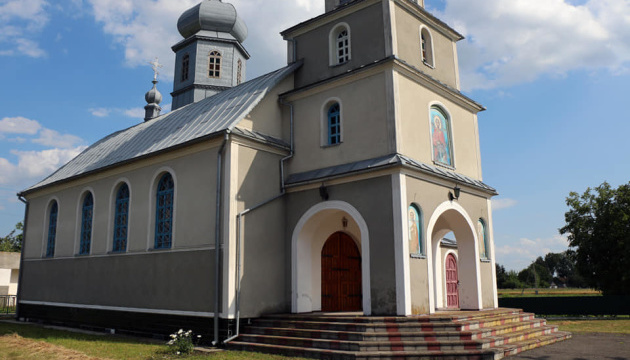 На Хмельниччині ще дві парафії перейшли до ПЦУ