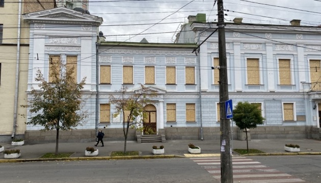 Через війну в Україні пошкоджені вже понад 1600 об'єктів культурної інфраструктури