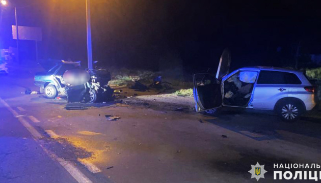 У Вознесенську на Миколаївщині зіткнулися дві автівки: троє загиблих і троє поранених