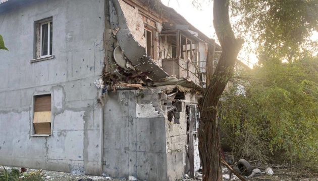 Enemy attacks Nikopol district seven times at night