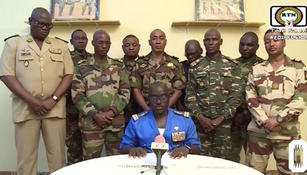 У Нігері путчисти звинуватили Францію в намірі «військового втручання»