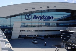 У Москві заявили про атаку дронів, у кількох містах закривали аеропорти