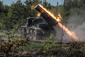 W ciągu jednego dnia doszło do 166 starć na froncie, najgorętszymi kierunkami były pokrowski i nowopawłowski