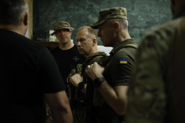シルシキー宇陸軍司令官、東部クプヤンシク方面の戦闘圏での活動を報告