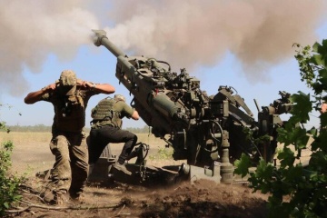 La France s’engage à aider l’Ukraine à construire son artillerie du futur