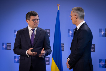 ＮＡＴＯ事務総長の立場は「ウクライナ領土放棄の代わりにＮＡＴＯ加盟はあり得ない」＝クレーバ宇外相