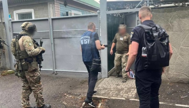 ウクライナ全国で徴兵逃れを支援した関係者を摘発