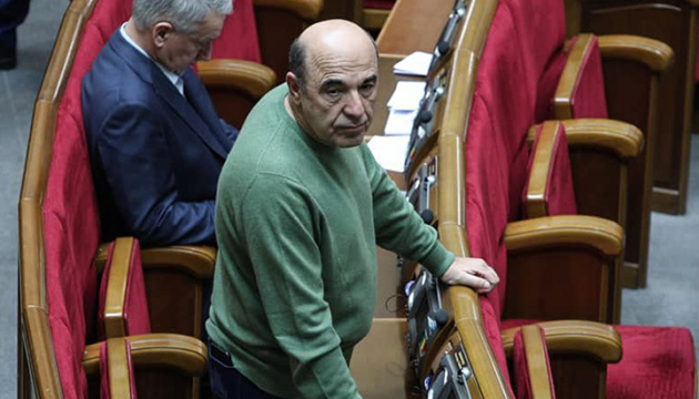 Hochverrat: Gericht ordnet U-Haft gegen Ex-Parlamentsabgeordneten Rabinowitsch in Abwesenheit an