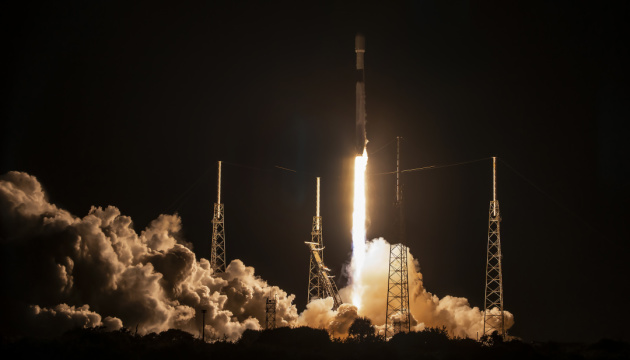 SpaceX запустила супутник зв'язку для Intelsat