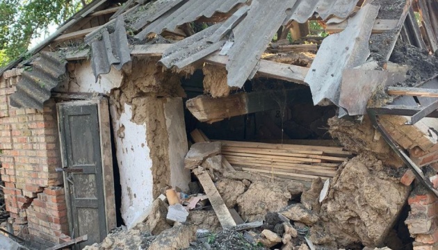 Enemy attacks Zaporizhzhia, destruction reported
