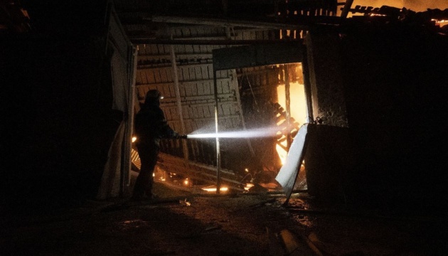 Через атаку РФ по Хмельниччині на елеваторі сталася пожежа