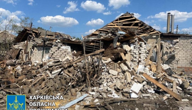 Росіяни обстріляли село на Харківщині – є загибла і поранений