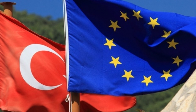 Туреччина та ЄС готуються до перемовин про лібералізацію візового режиму