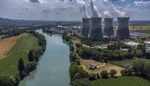 Франція стала найбільшим чистим експортером електроенергії в Європі - Bloomberg