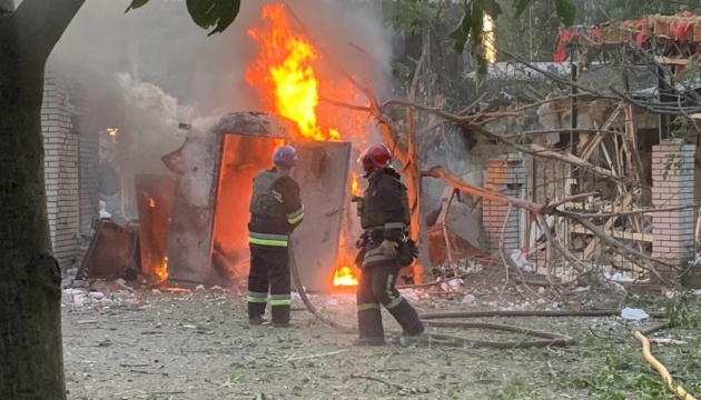 Clinic destroyed as Russians shell Kozacha Lopan in Kharkiv region