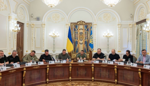 Робота військкоматів: Зеленський провів засідання РНБО