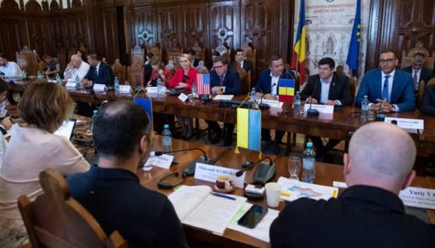 На спеціальній зустрічі в Румунії говорили про збільшення українського експорту Дунаєм