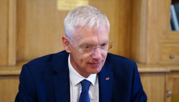 Прем'єр-міністр Латвії йде у відставку