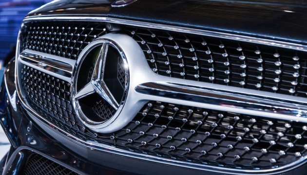 Mercedes-Benz відключив російських дилерів від свого програмного забезпечення