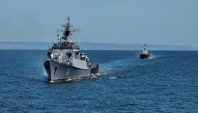 ВМС Болгарії вжили додаткових заходів безпеки у Чорному морі після вибуху міни у Румунії