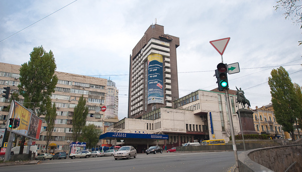 Готель «Експрес» у середмісті Києва повернули у державну власність