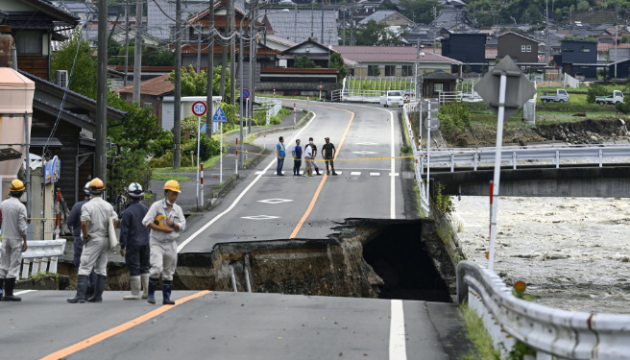 В Японії від тайфуну «Лан» постраждали майже пів сотні людей