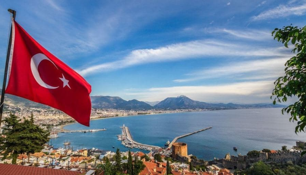 У Туреччині зафіксували рекордну спеку – майже 50°