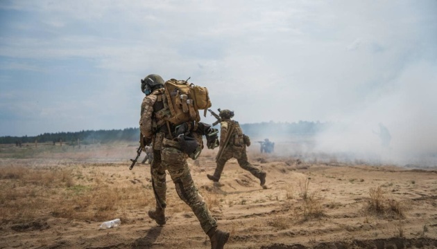 Військове керівництво ЄС може розмістити солдатів в Україні для навчань після війни