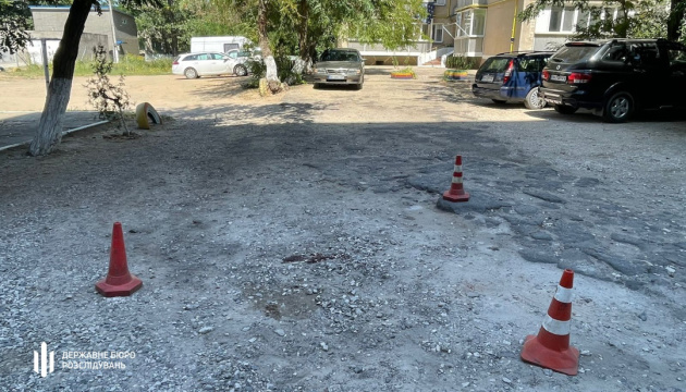 На Одещині поліцейський двічі переїхав жінку позашляховиком і втік – вона померла у лікарні