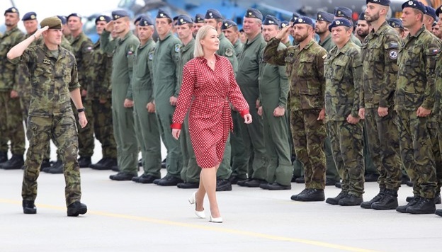 Чехія може передати Україні гелікоптери Мі-24 - міністр оборони