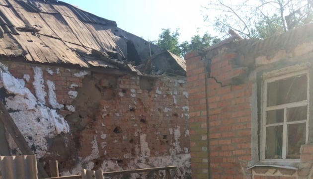 Russians hit Kozacha Lopan about 20 times today, damaging houses