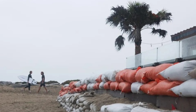 Каліфорнію заливає дощами через тропічний шторм