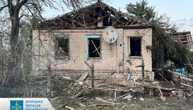 Overnight, Russian troops shell 30 settlements in Zaporizhzhia, causing destruction