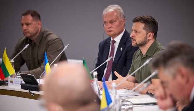 Zelensky: Ukraine not to give up any territories, even in return for joining NATO