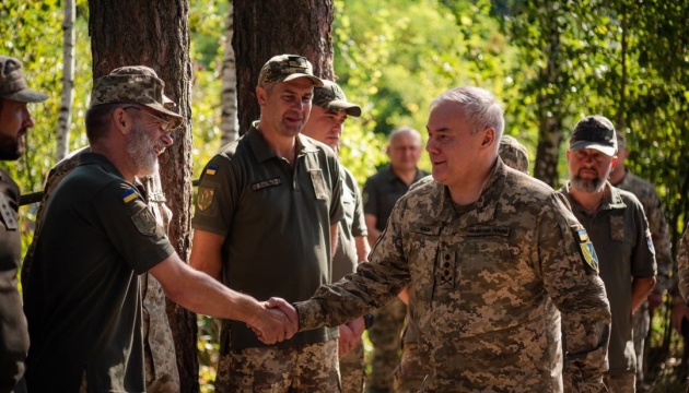 Наєв відвідав Північну операційну зону та привітав захисників із Днем Незалежності